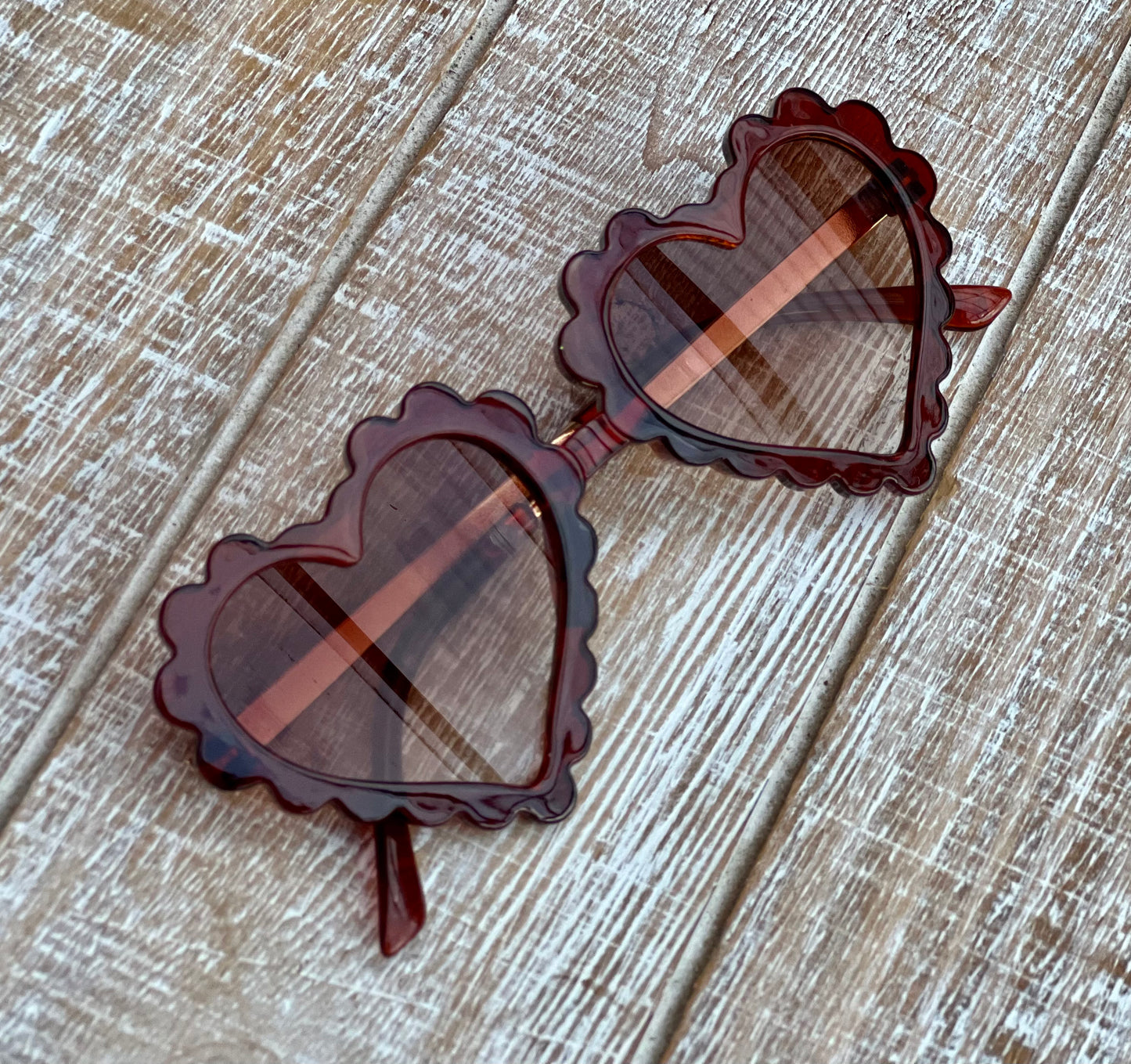 Brown Heart Sunnies 😎